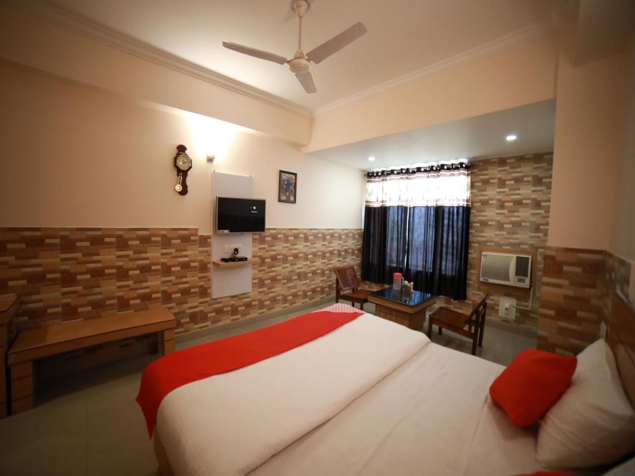 Oyo 15561 Corporate Villa Jammu Exteriör bild