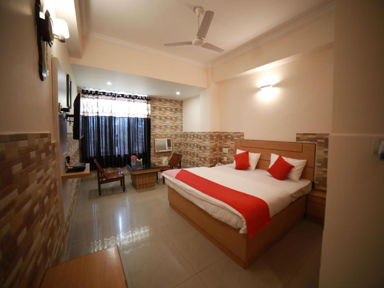 Oyo 15561 Corporate Villa Jammu Exteriör bild