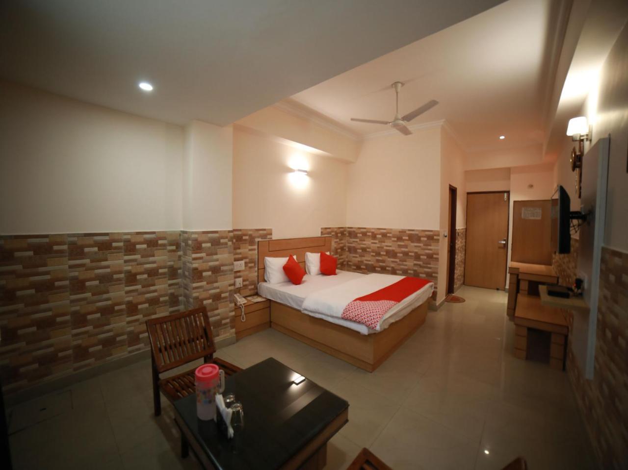 Oyo 15561 Corporate Villa Jammu Exteriör bild