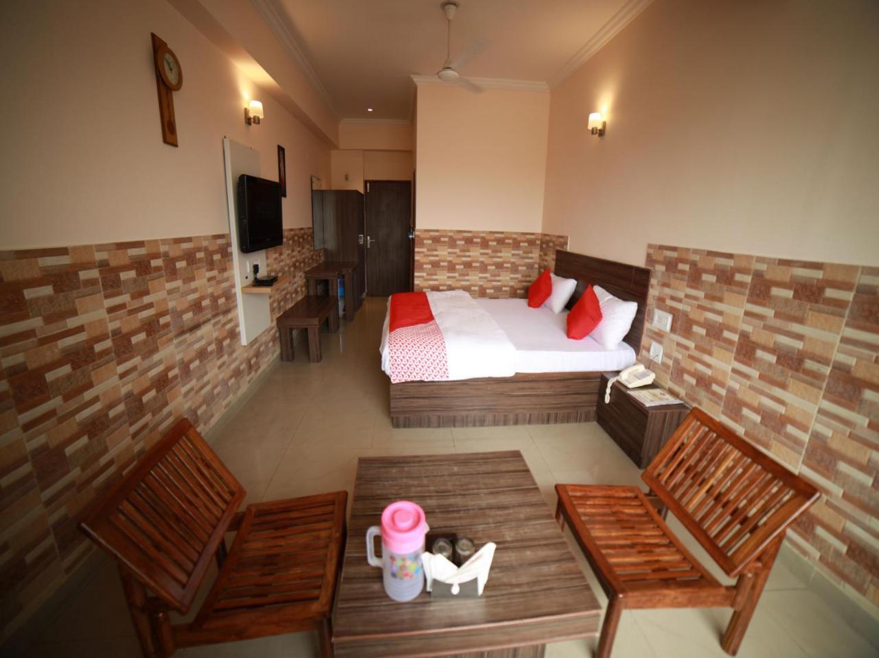 Oyo 15561 Corporate Villa Jammu Exteriör bild